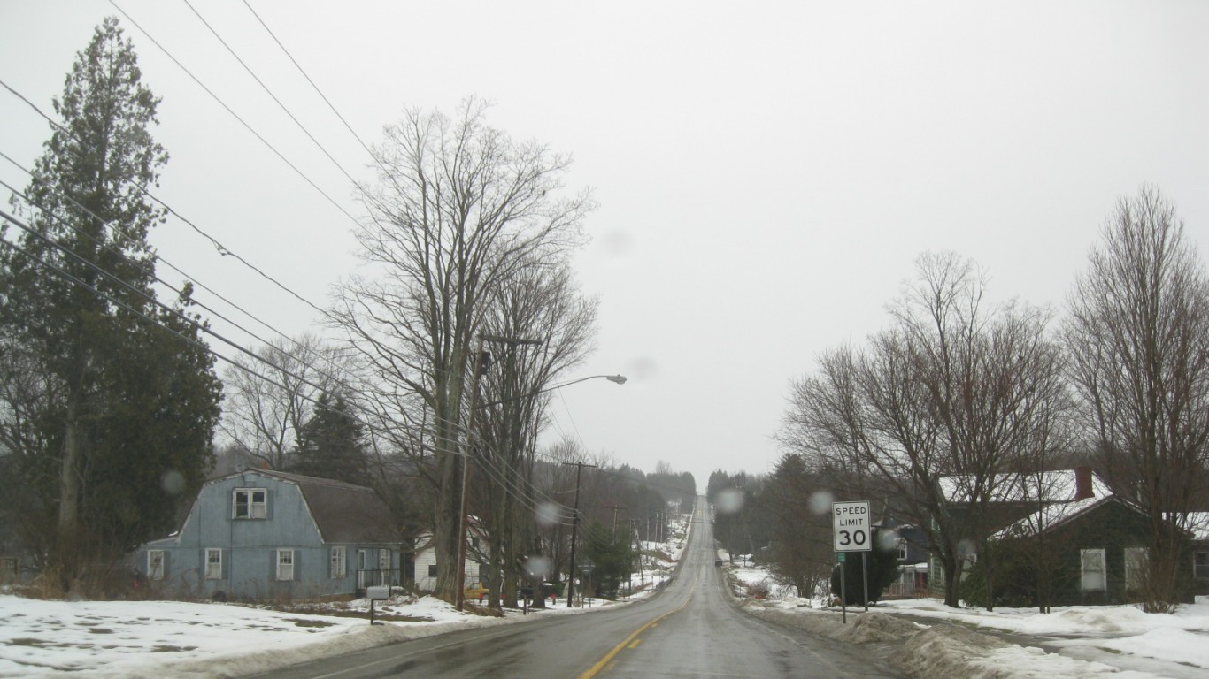 Forest Avenue - Jamestown, New... by Doug Kerr