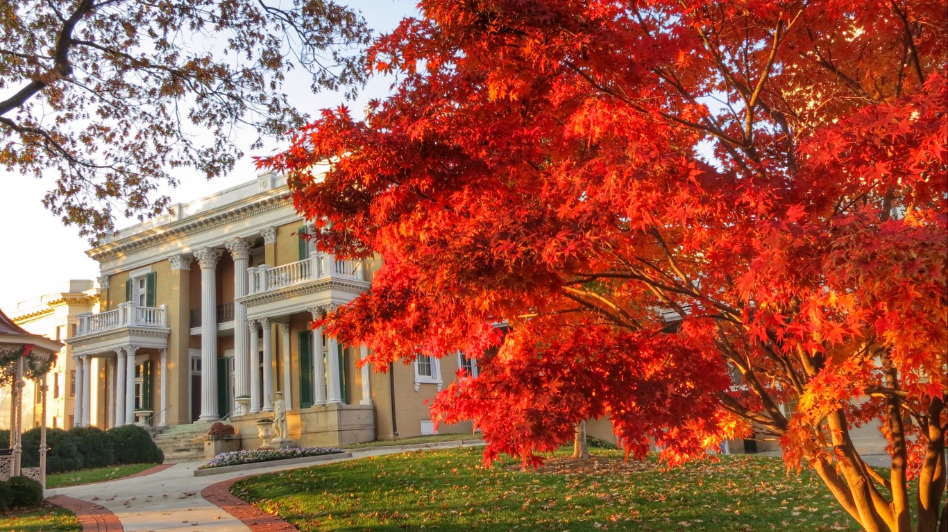 Late afternoon at Belmont Univ... by deldevries