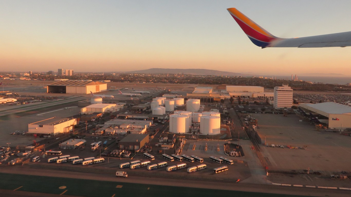 Los Angeles International Airp... by Ken Lund