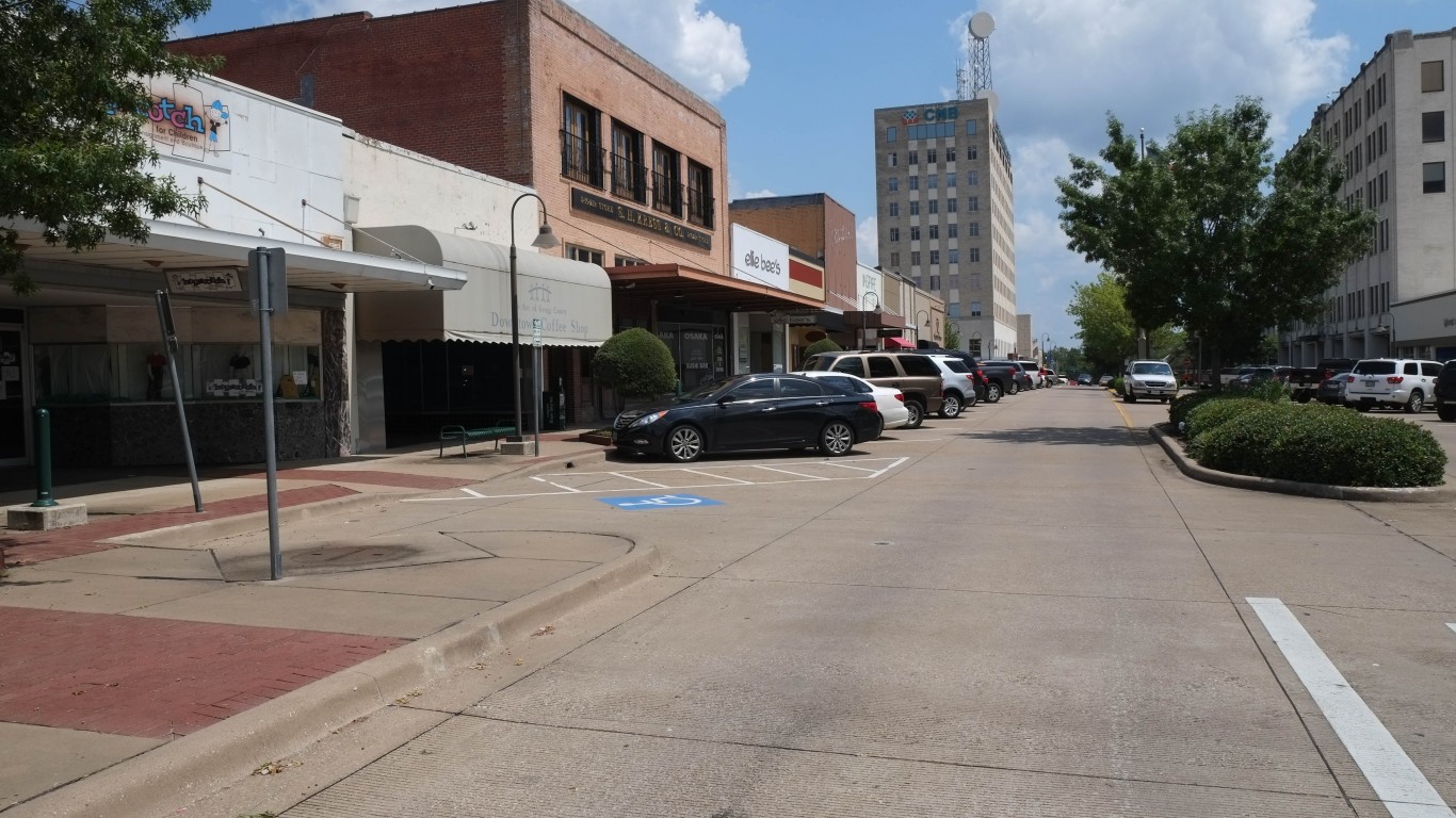 Longview, Texas by Paul Sableman