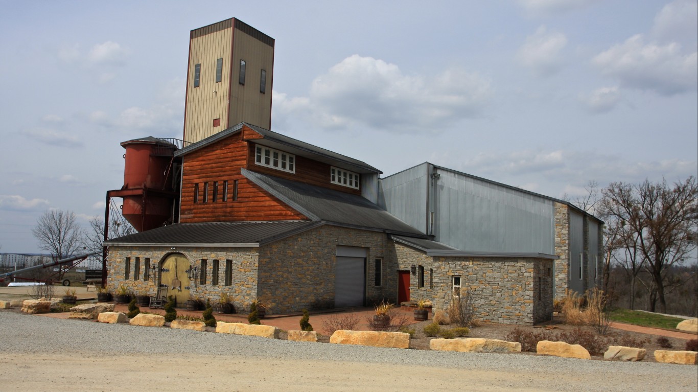 Willett Distillery - Bardstown... by TravelingOtter