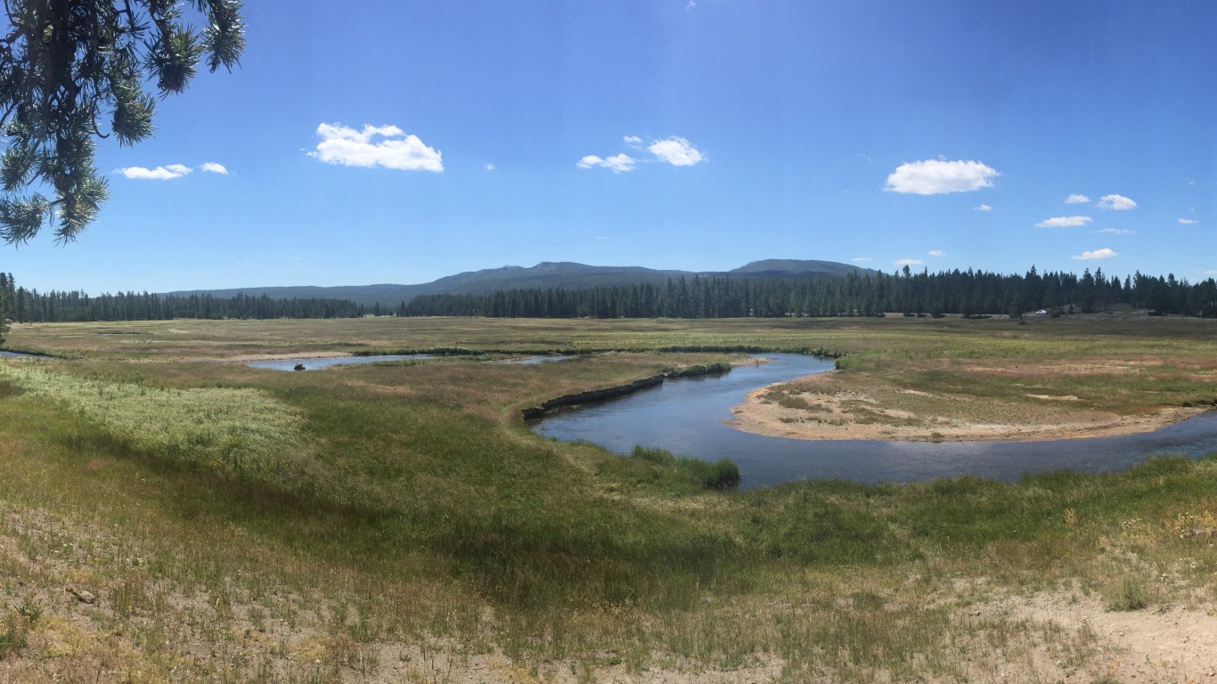 Ranger Station, Yellowstone Na... by Joanna Poe