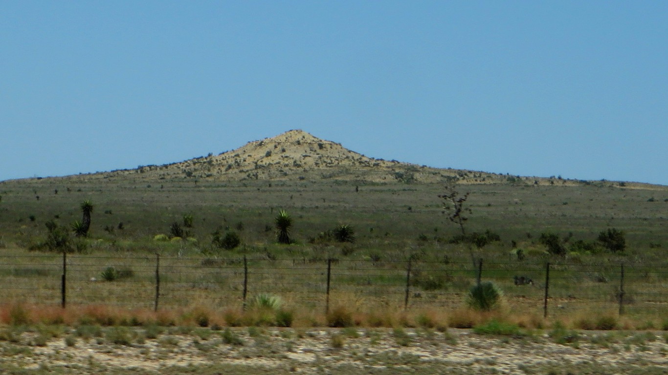 Interstate 10, Culberson Count... by Ken Lund