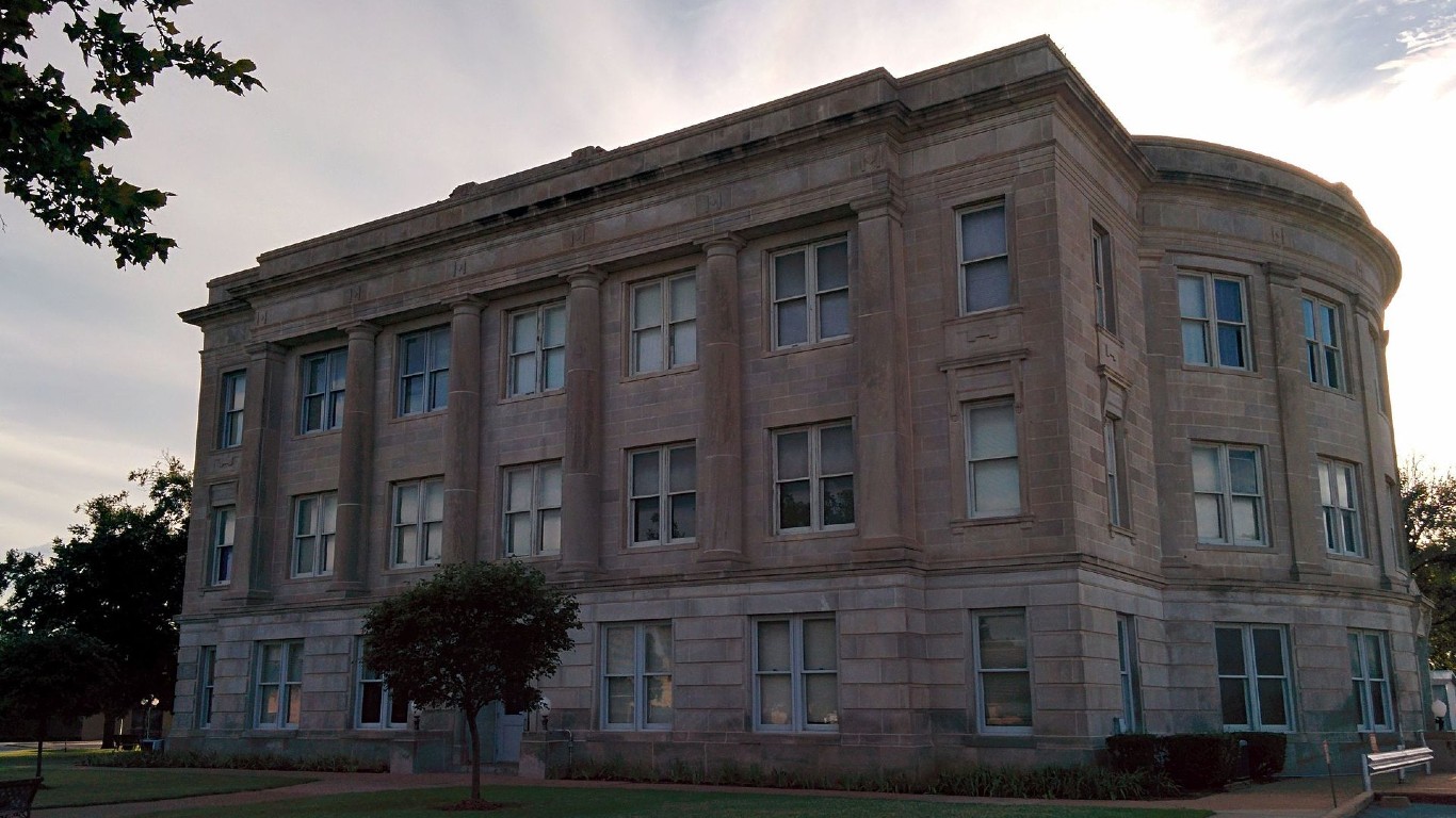 Tillman County Courthouse by Crimsonedge34