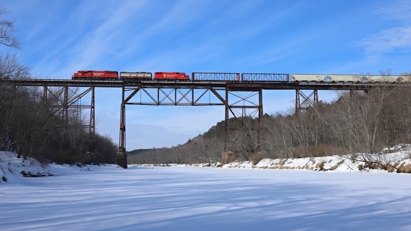 CP #492, Sandstone, Minn. by Jerry Huddleston