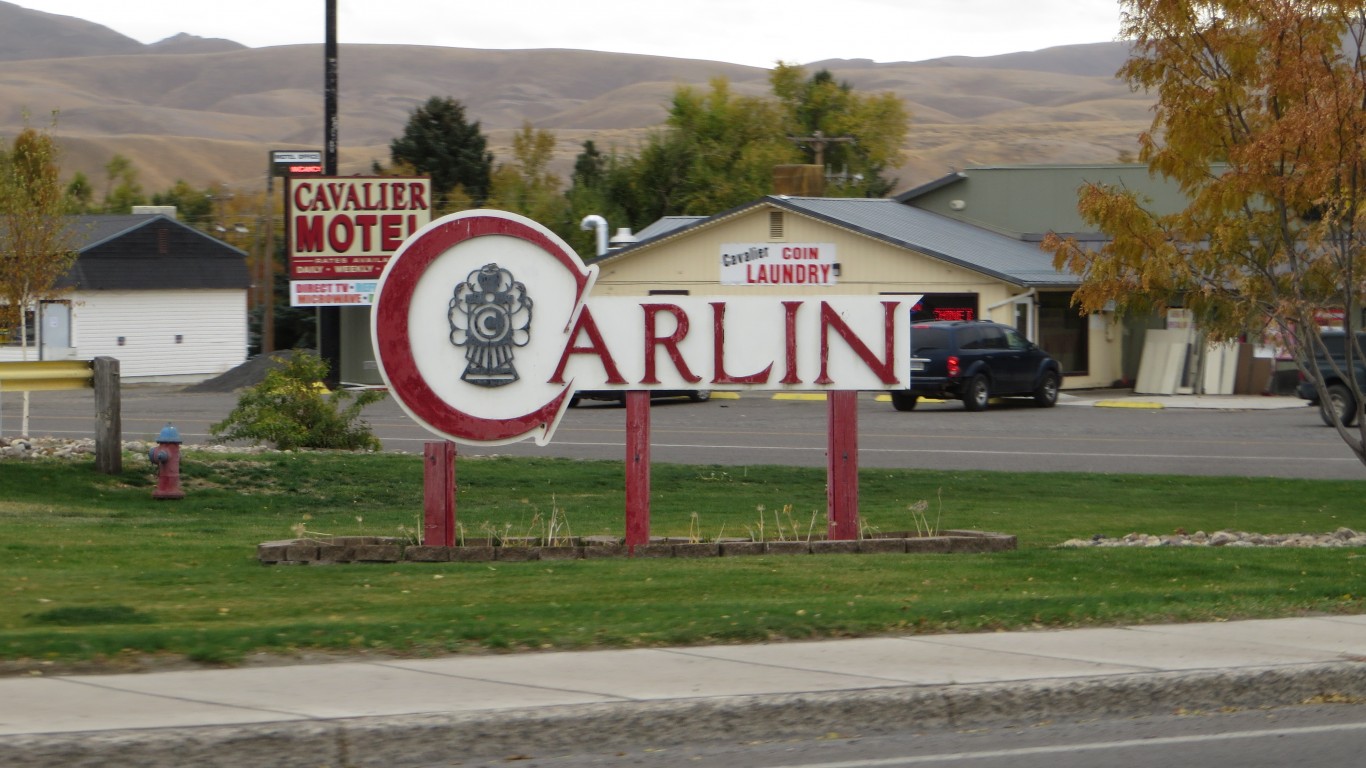 Carlin, Nevada by Ken Lund