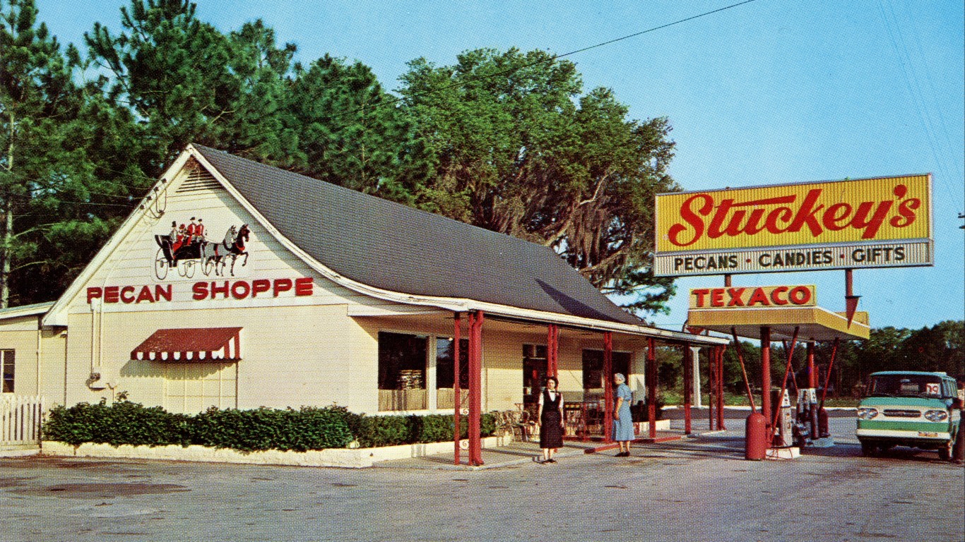 Stuckeys Pecan Shoppe Perry Fl... by Phillip Pessar