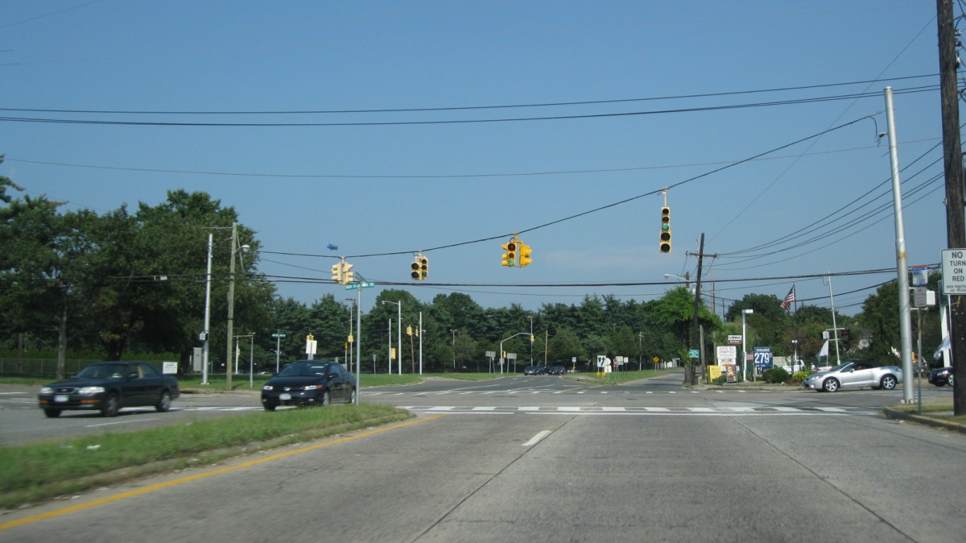 Union Turnpike - New Hyde Park... by Doug Kerr