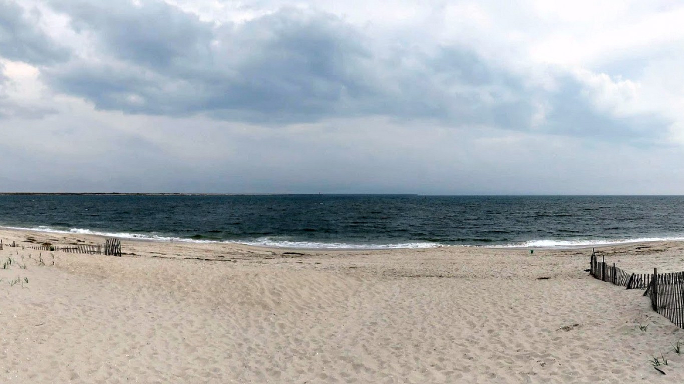 Point Lookout Beach by Trish Hamme