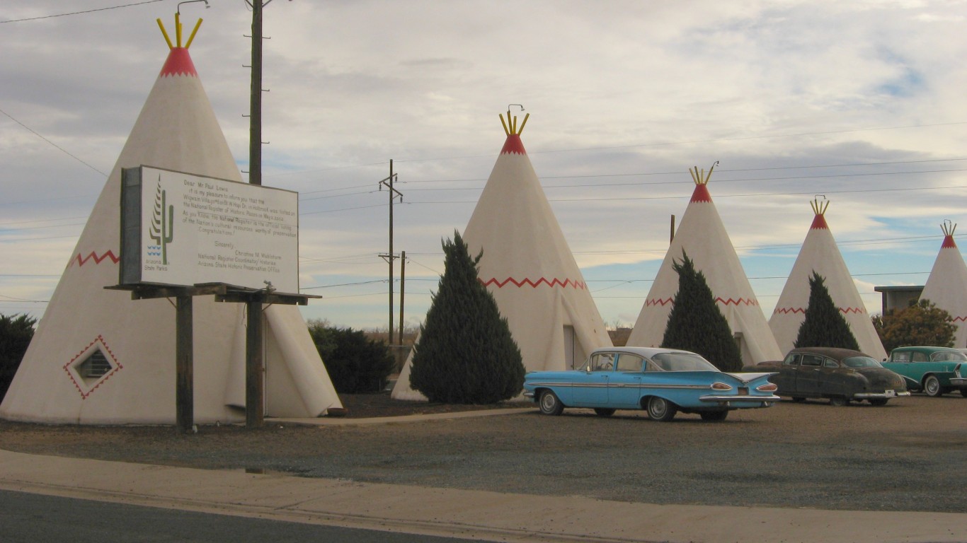 Wigwam Motel, Holbrook, Arioa by Ken Lund