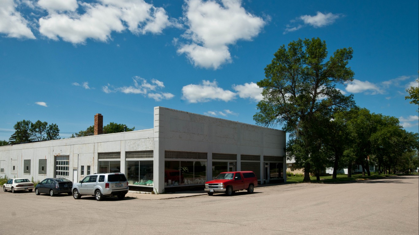 Washburn, North Dakota by Andrew Filer