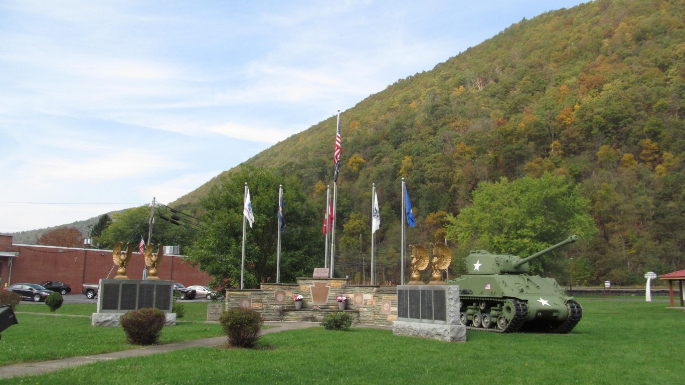 Renovo, Pennsylvania by Doug Kerr