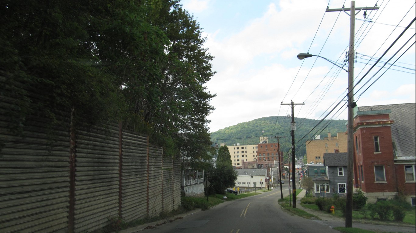 Bradford, Pennsylvania by Doug Kerr