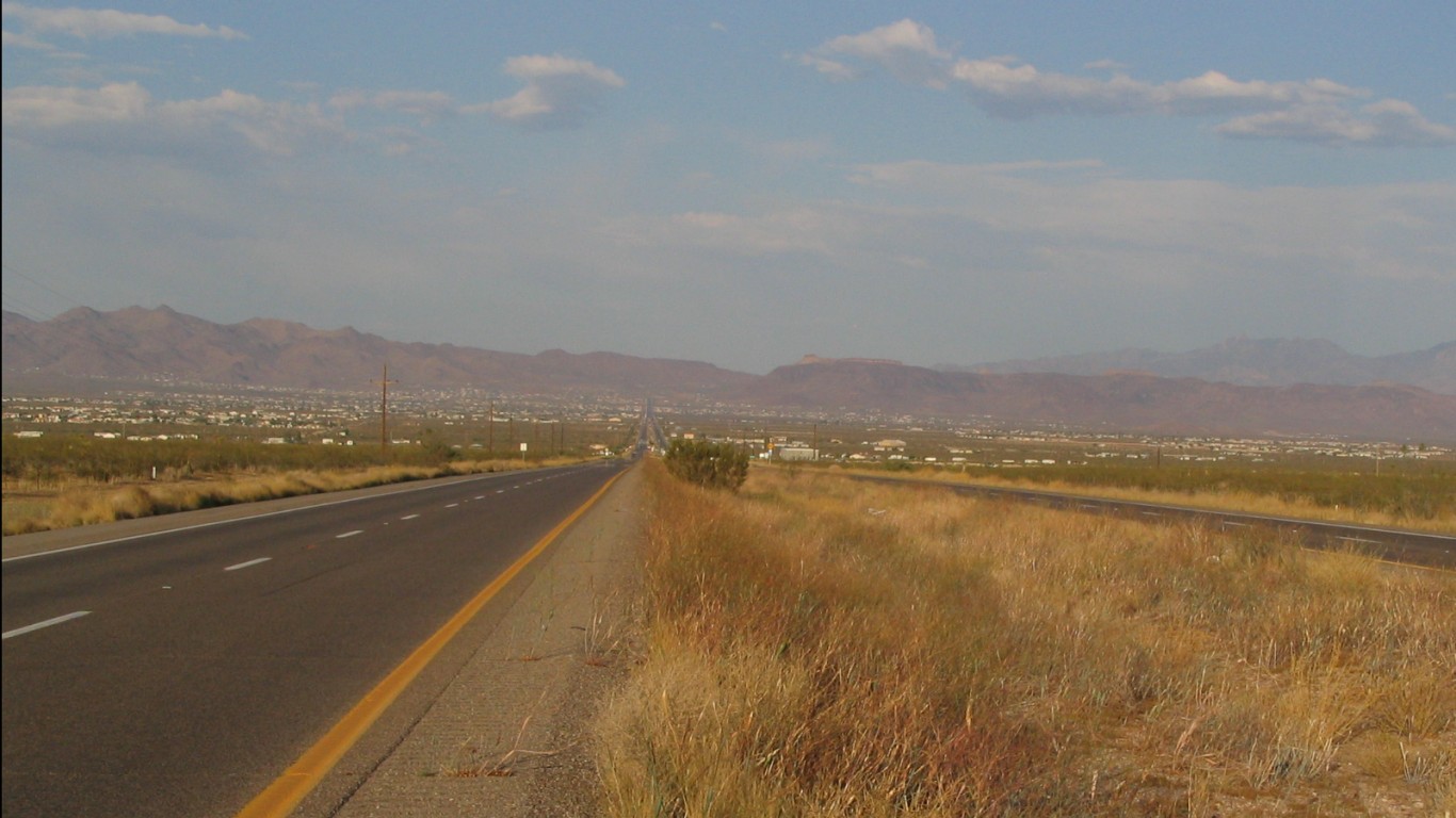 Golden Valley, Arizona by Ken Lund