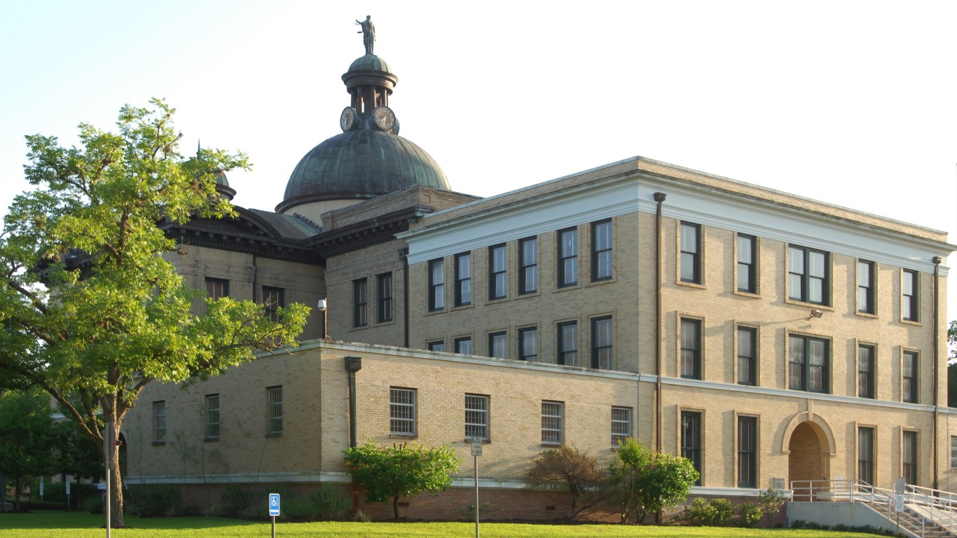 Fort Bend County Courthouse by Ed Uthman