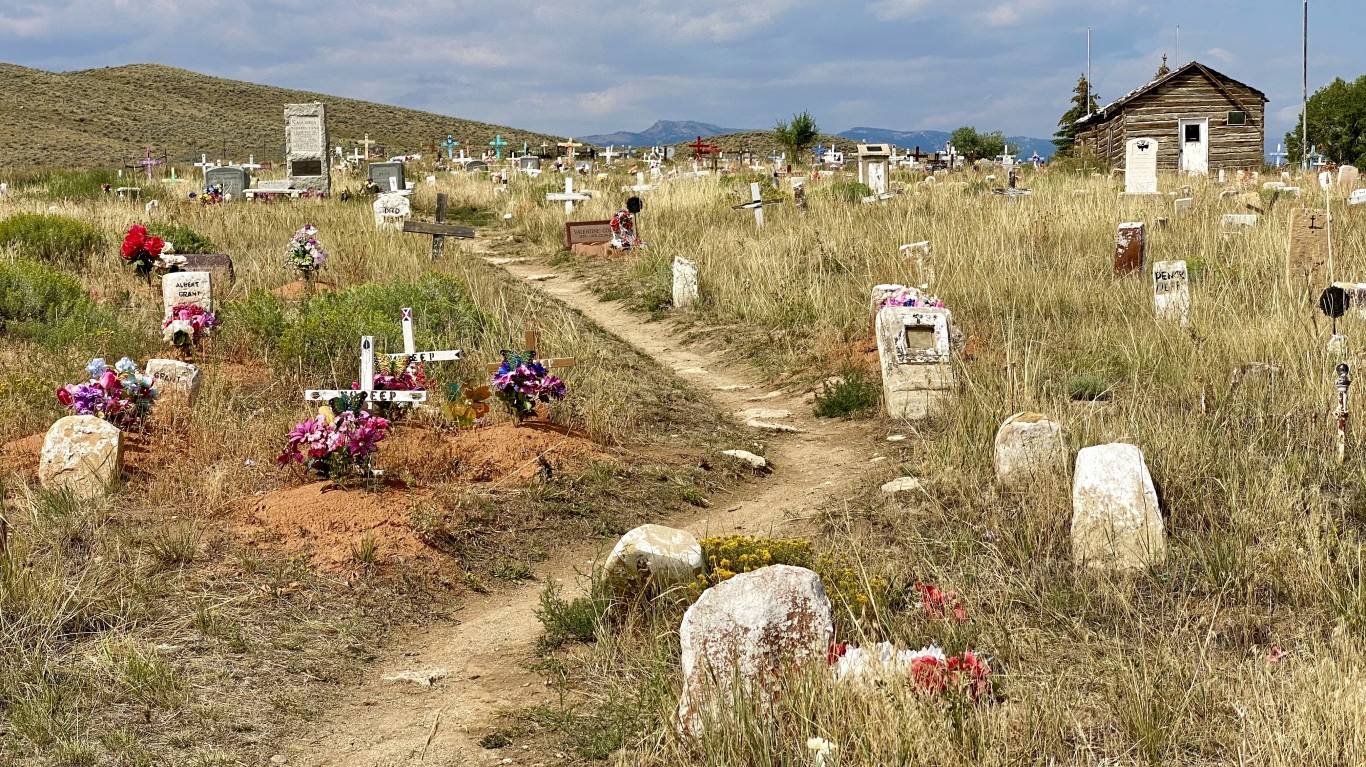 Sacajawea Cemetery, Fort Washa... by Dan Nevill