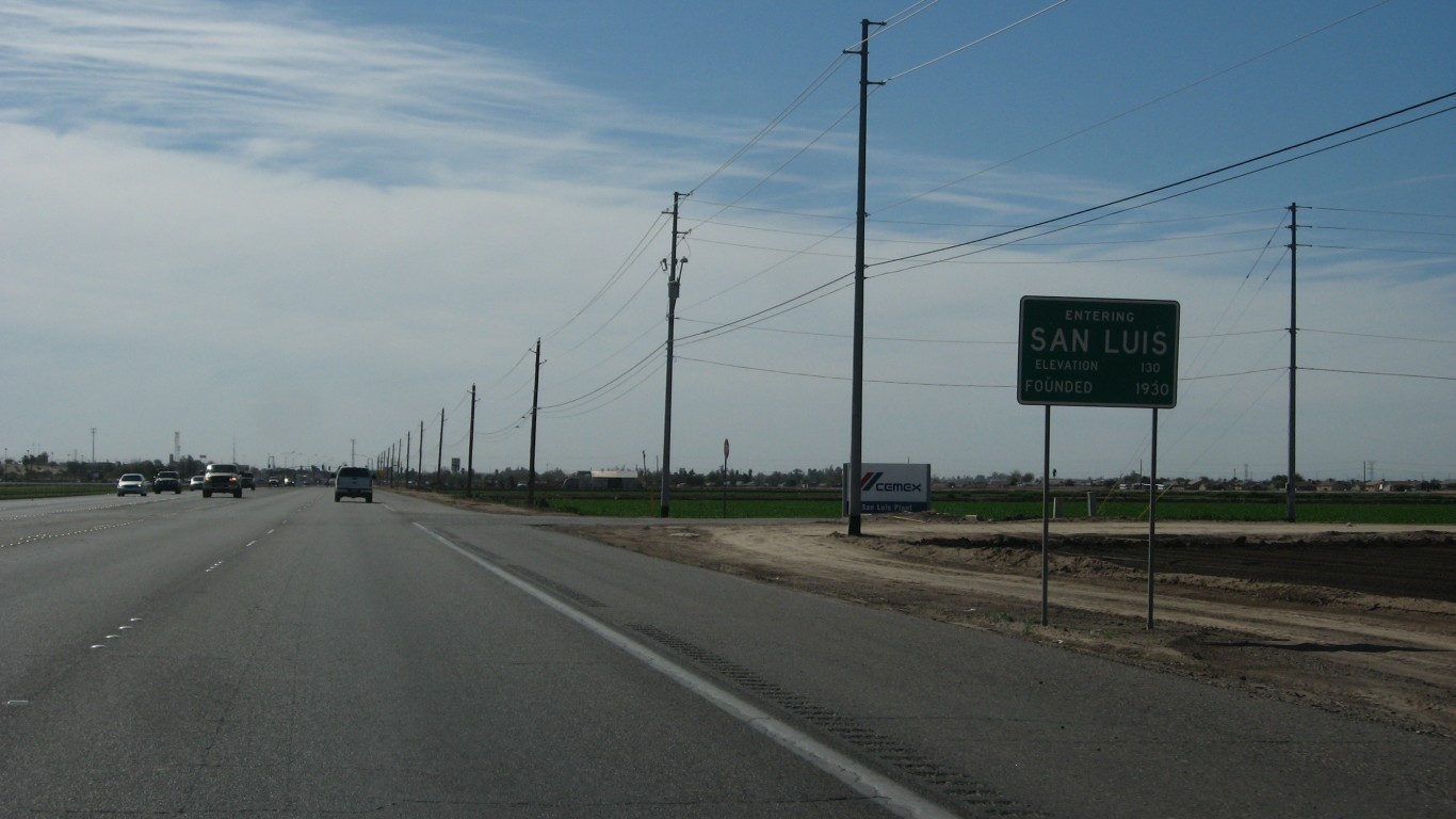 Entering San Luis, Arizona by Ken Lund