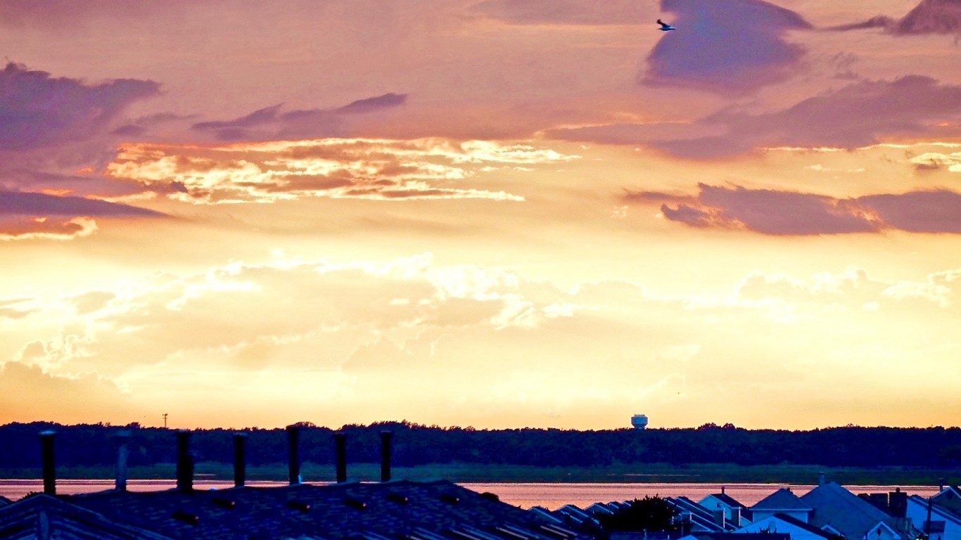 Wildwood Crest Bay by Susan Jane Golding