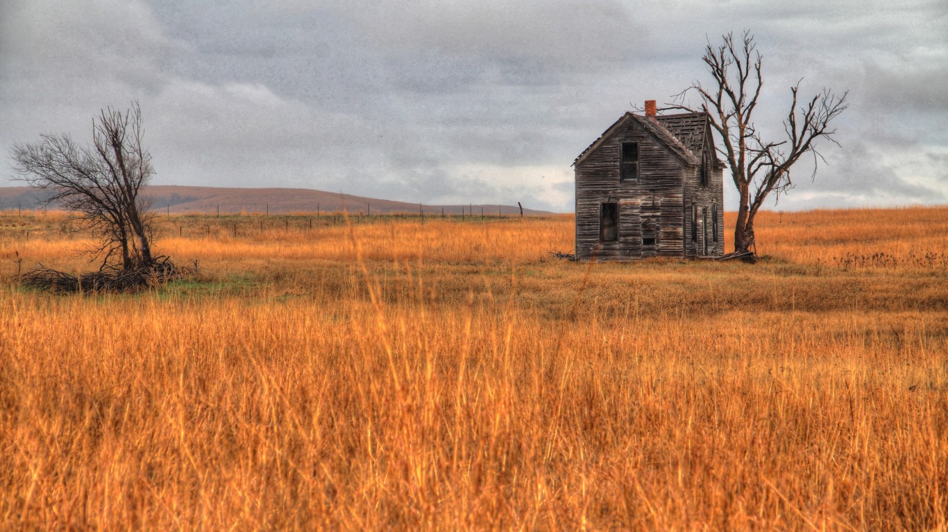 Abandoned House by Chris Tomlinson