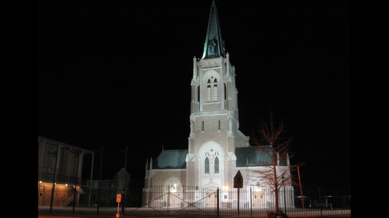 Houma, Louisiana (2) by Ken Lund