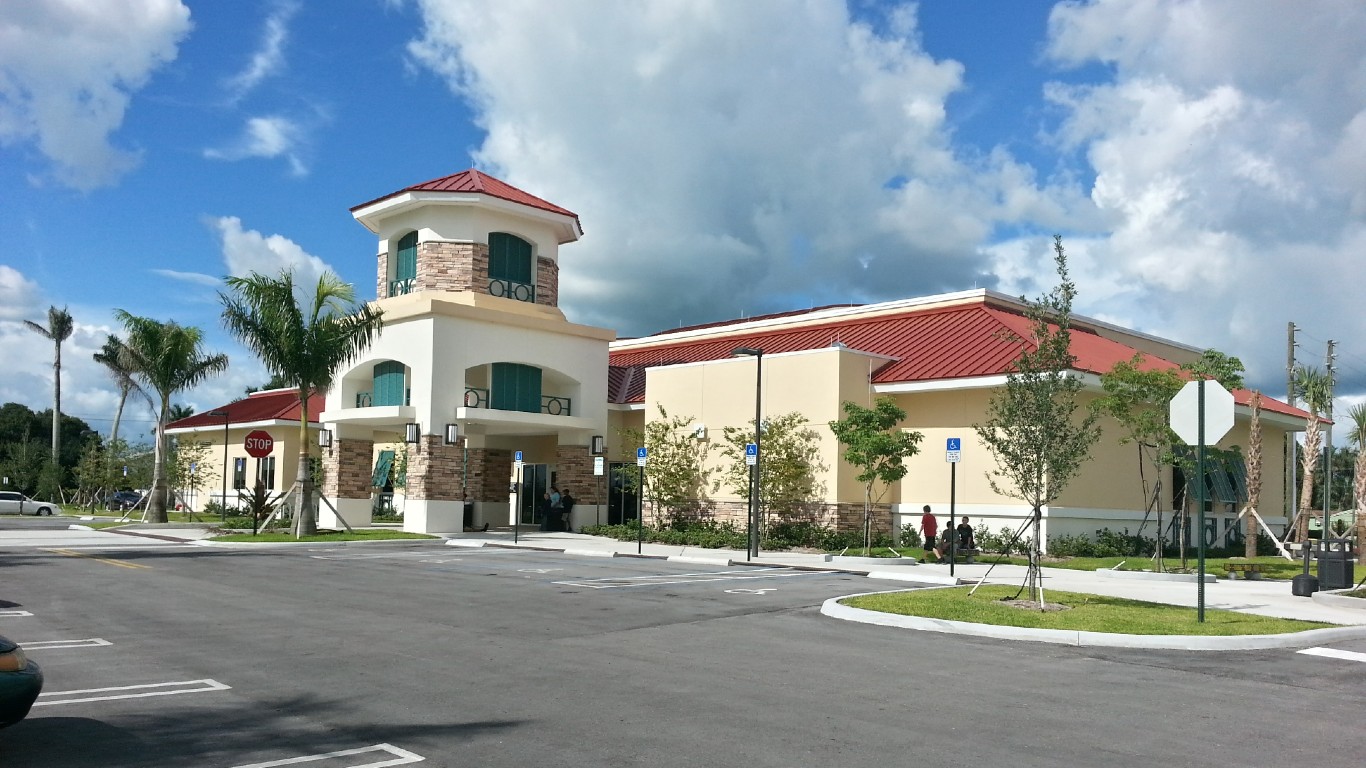 Belle Glade Lakeside Hospital by Blueeagle55