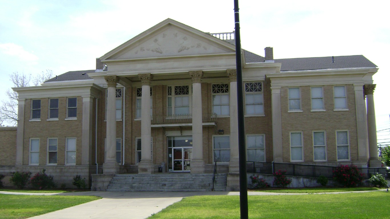 Ben Hill County Courthouse by Michael Rivera