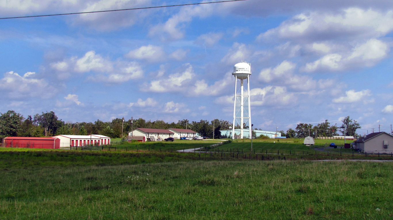 Clarkrange-water-tower-tn1 by Brian Stansberry