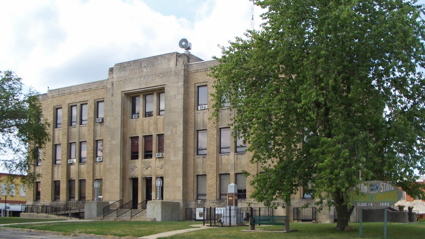 Sullivan County Missouri courthouse by Charvex