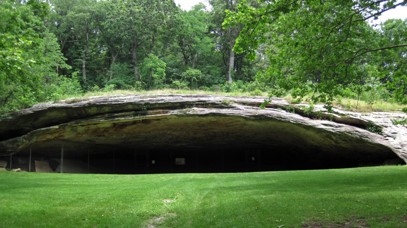 St. Peter Sandstone (Middle Or... by James St. John