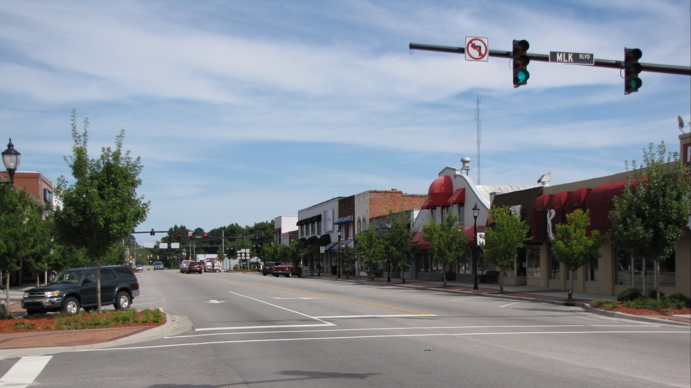 Elizabethtown, North Carolina by Gerry Dincher