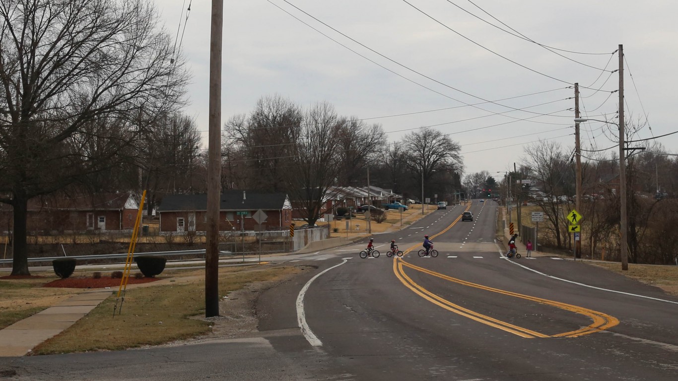 Bellefontaine Road, Bellefonta... by Paul Sableman