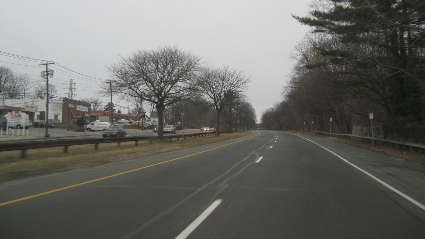 Glen Cove Road - Long Island, ... by Doug Kerr