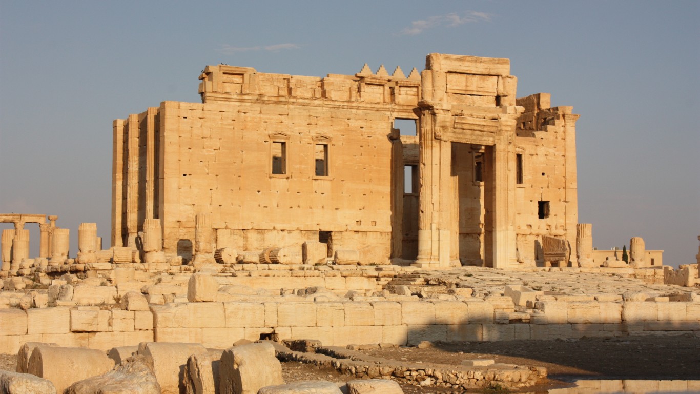 Palmyra, Temple of Bel by Arian Zwegers