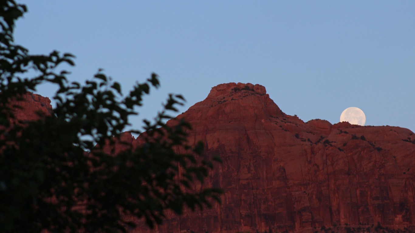 Moab, Utah by Jim Hedd