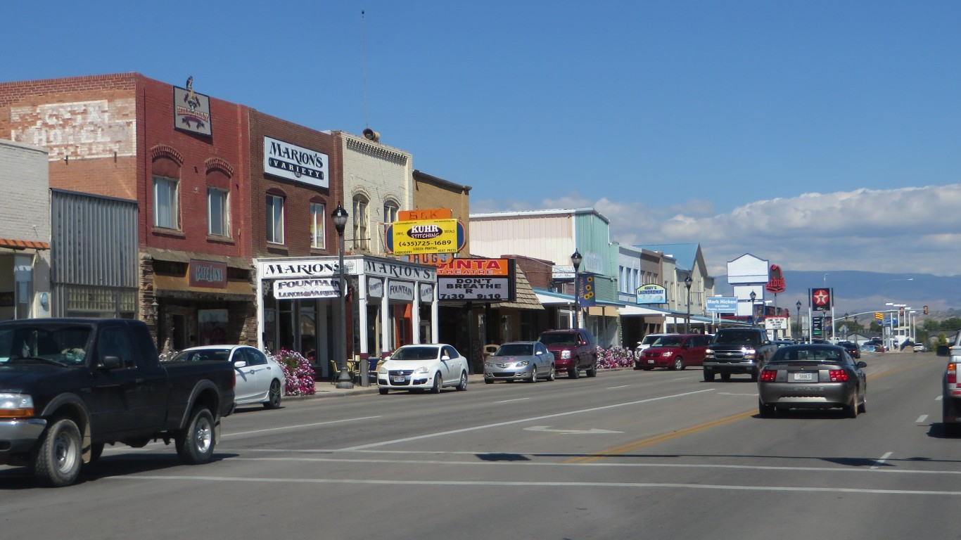 Roosevelt, Utah by Ken Luпd