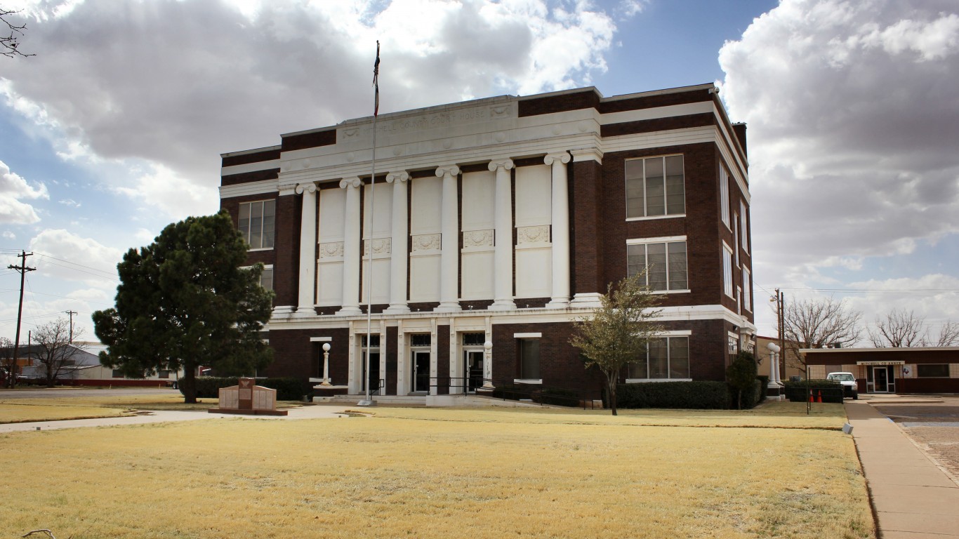 Mitchell County Courthouse, Co... by Nicolas Henderson