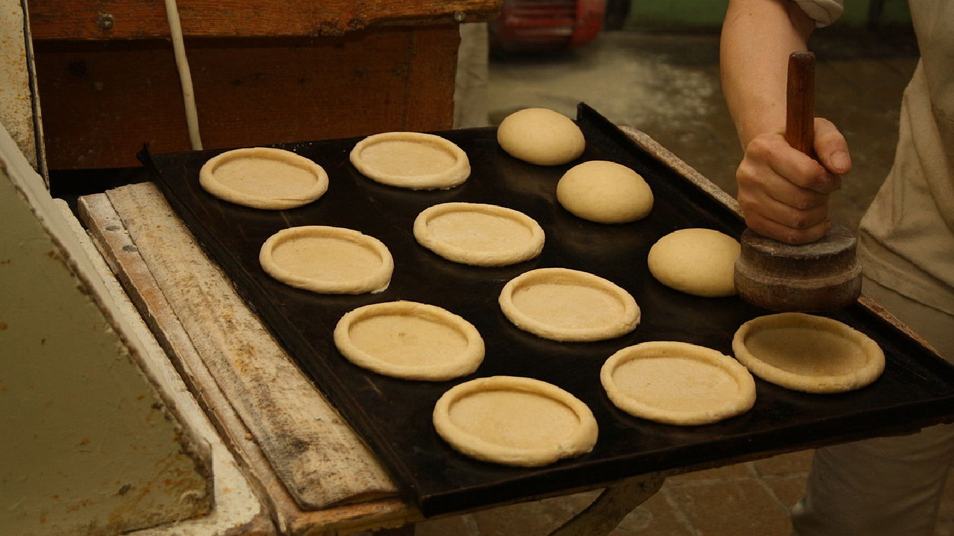 Kolache preparation in bakery by Chmee2