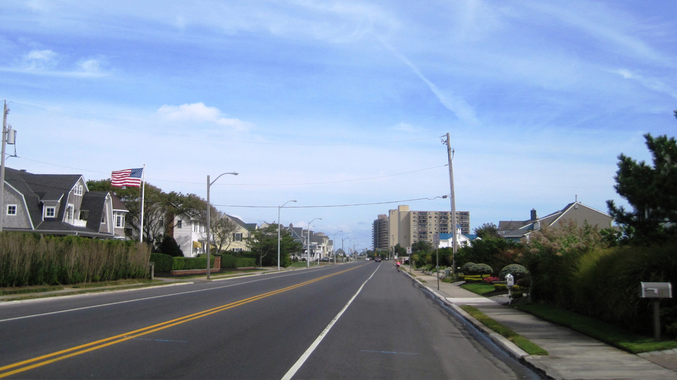 Monmouth Beach, NJ by Mr. Mattu00e9