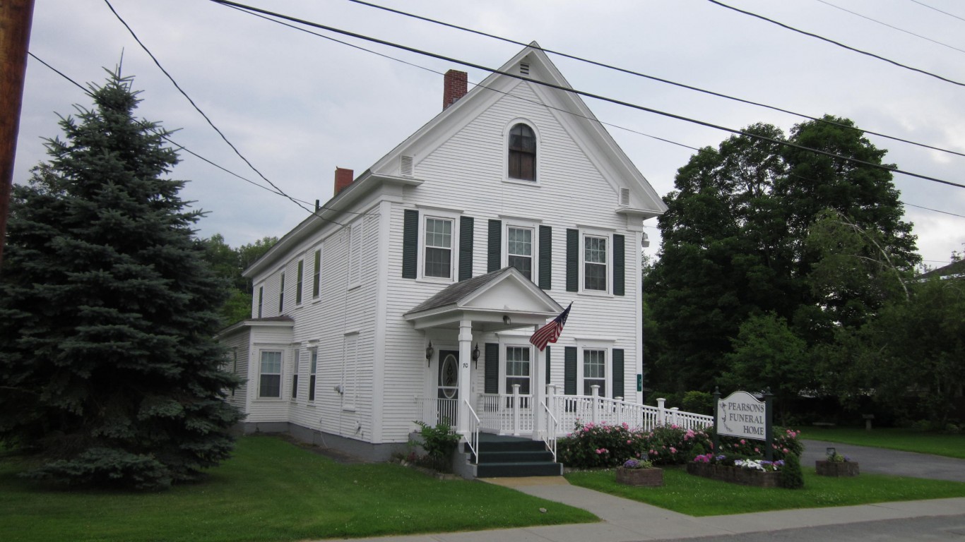 Lyndonville, Vermont by Doug Kerr