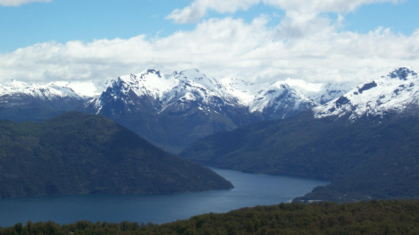 Lago Futalaufquen by Agus mechi