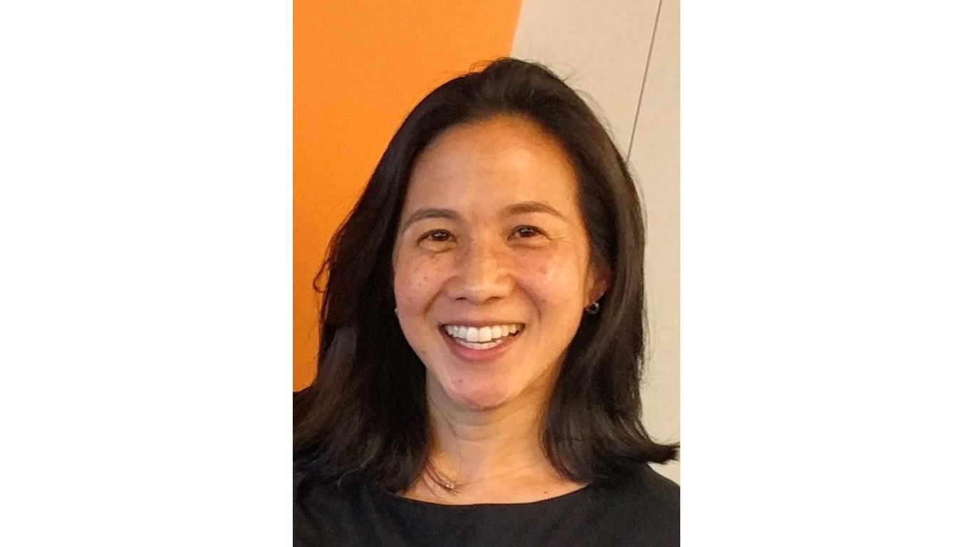 Angela Duckworth, 2017 (cropped) by GRuban