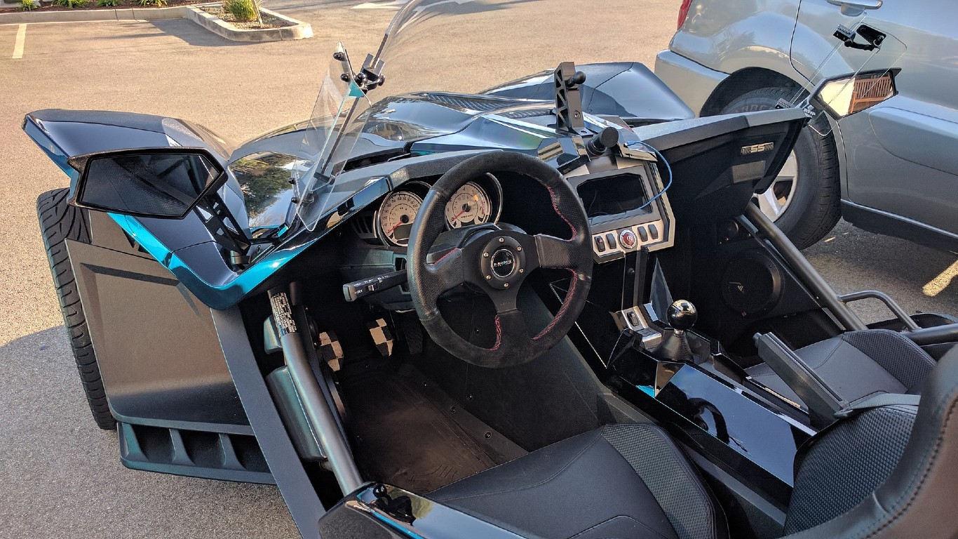 Polaris Slingshot interior view by Grendelkhan