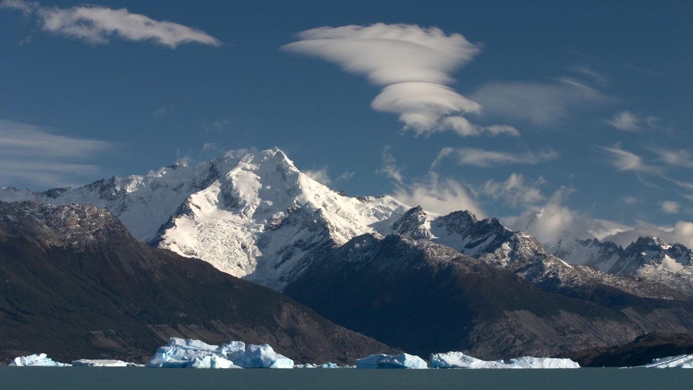 Lake Argentino northern arm Lago Argentino Brazo Norte Patagonia Argentina Luca Galuzzi 2005 by Luca Galuzzi