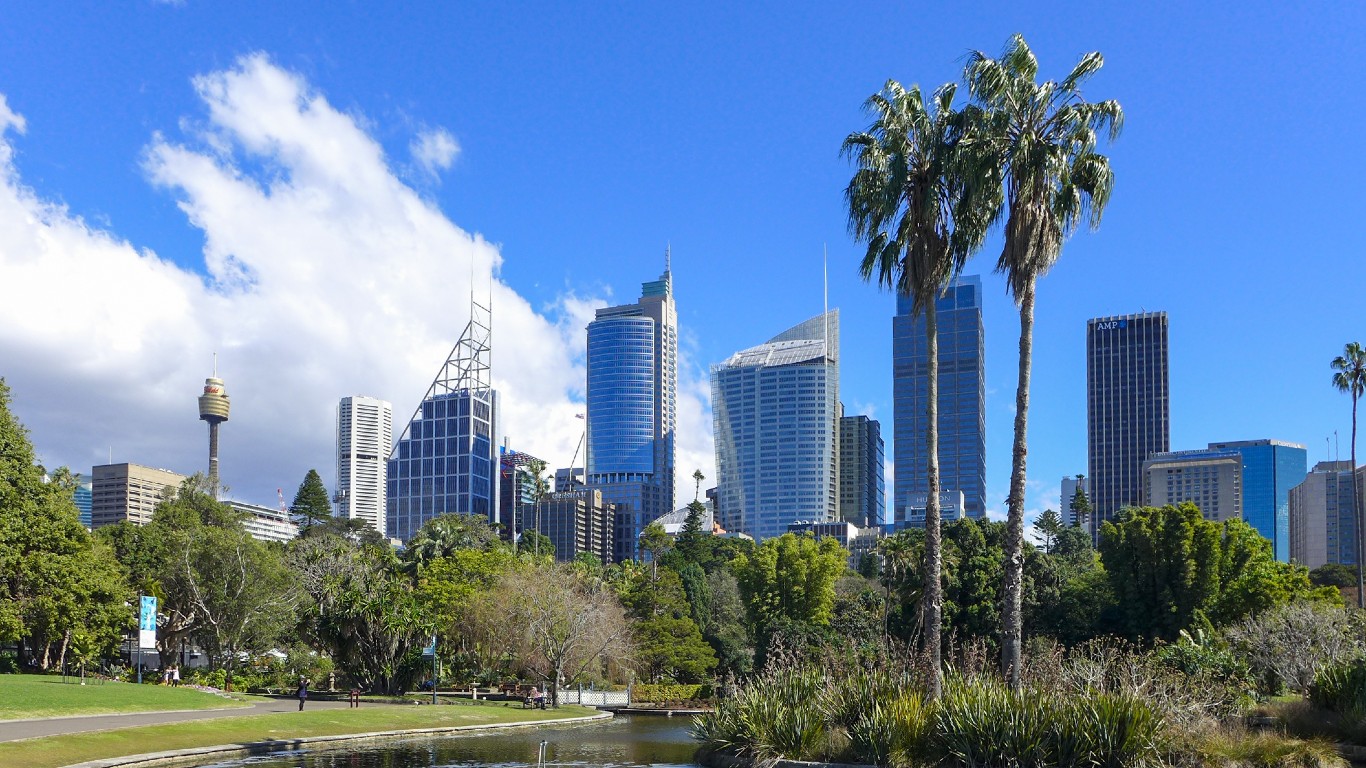 Royal Botanic Gardens Sydney Main Pond 201708 by Wpcpey