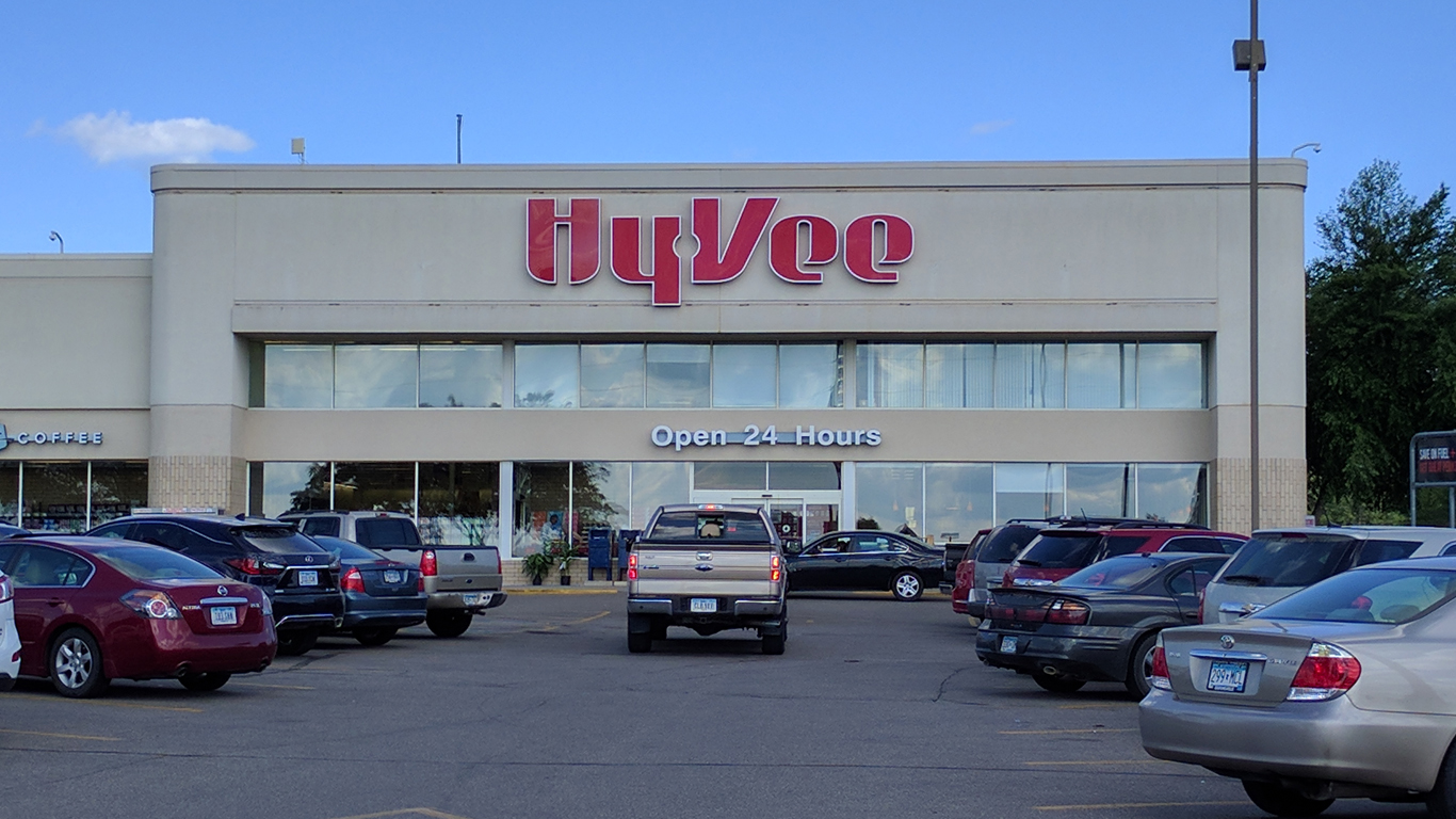 Hy-Vee at Albert Lea, Minnesota 04 by Runner1928