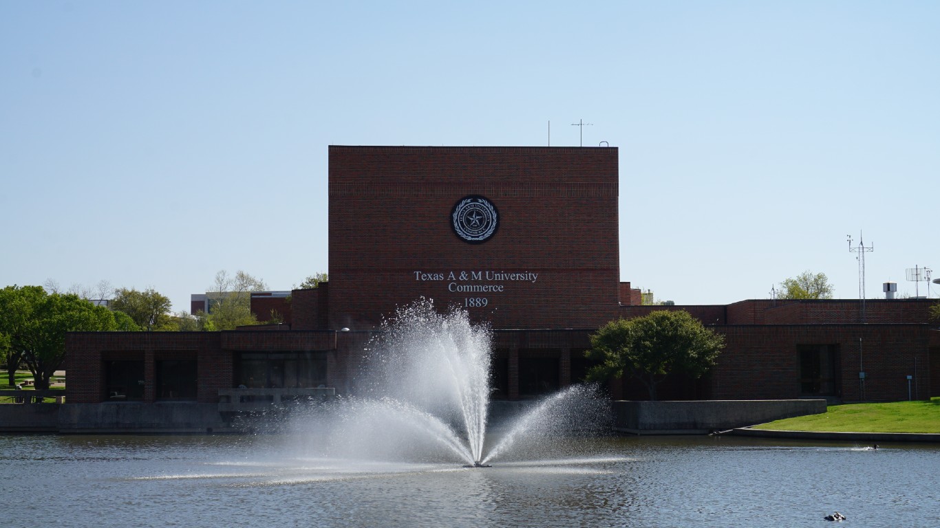 Texas A&amp;M Universityu2013Commerce March 2016 003 (Gee Lake and Performing Arts Center) by Michael Barera