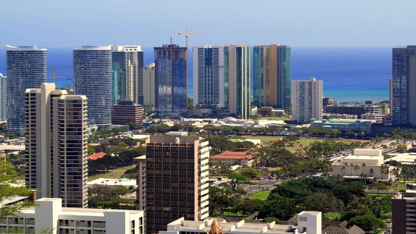 honolulu downtown by Nan Fry