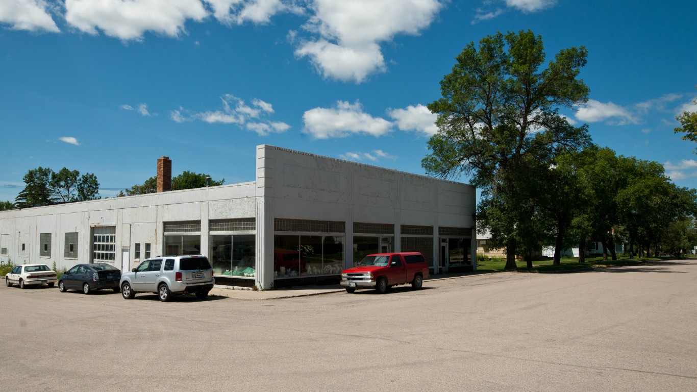 Washburn, North Dakota by Andrew Filer