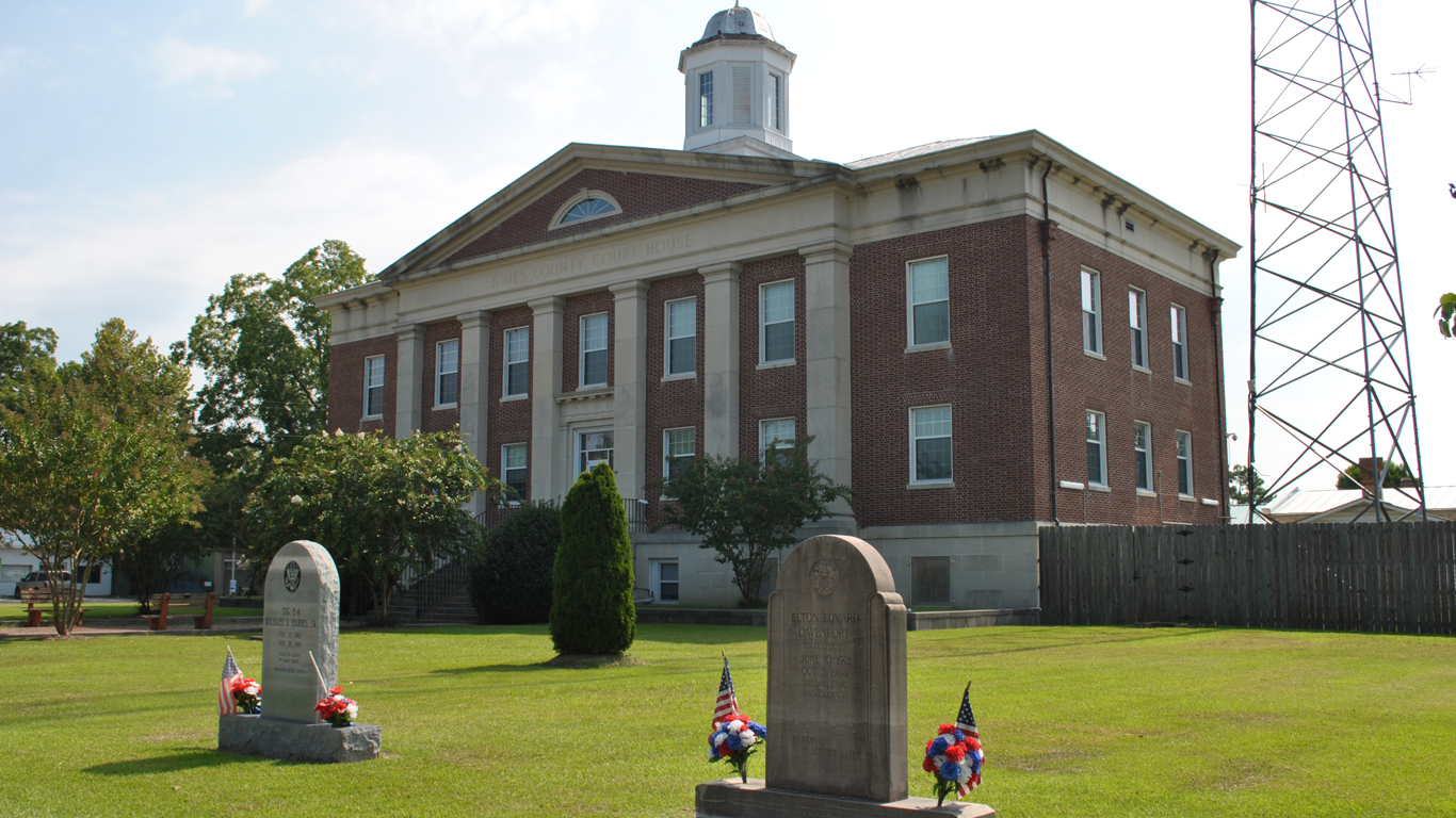 Jones County Courthouse - panoramio by shep89292