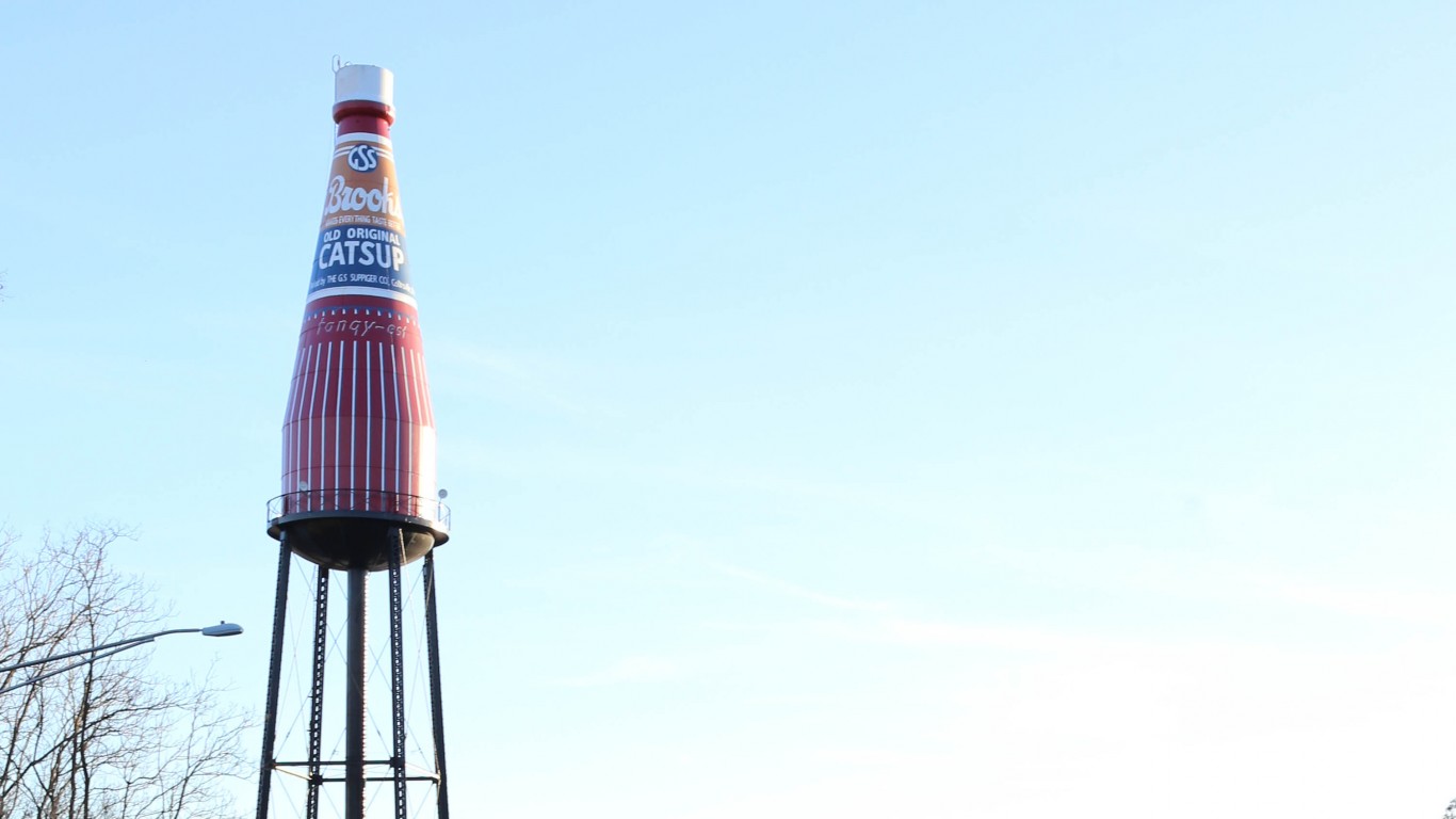 World's Largest Catsup Bottle ... by Paul Sableman